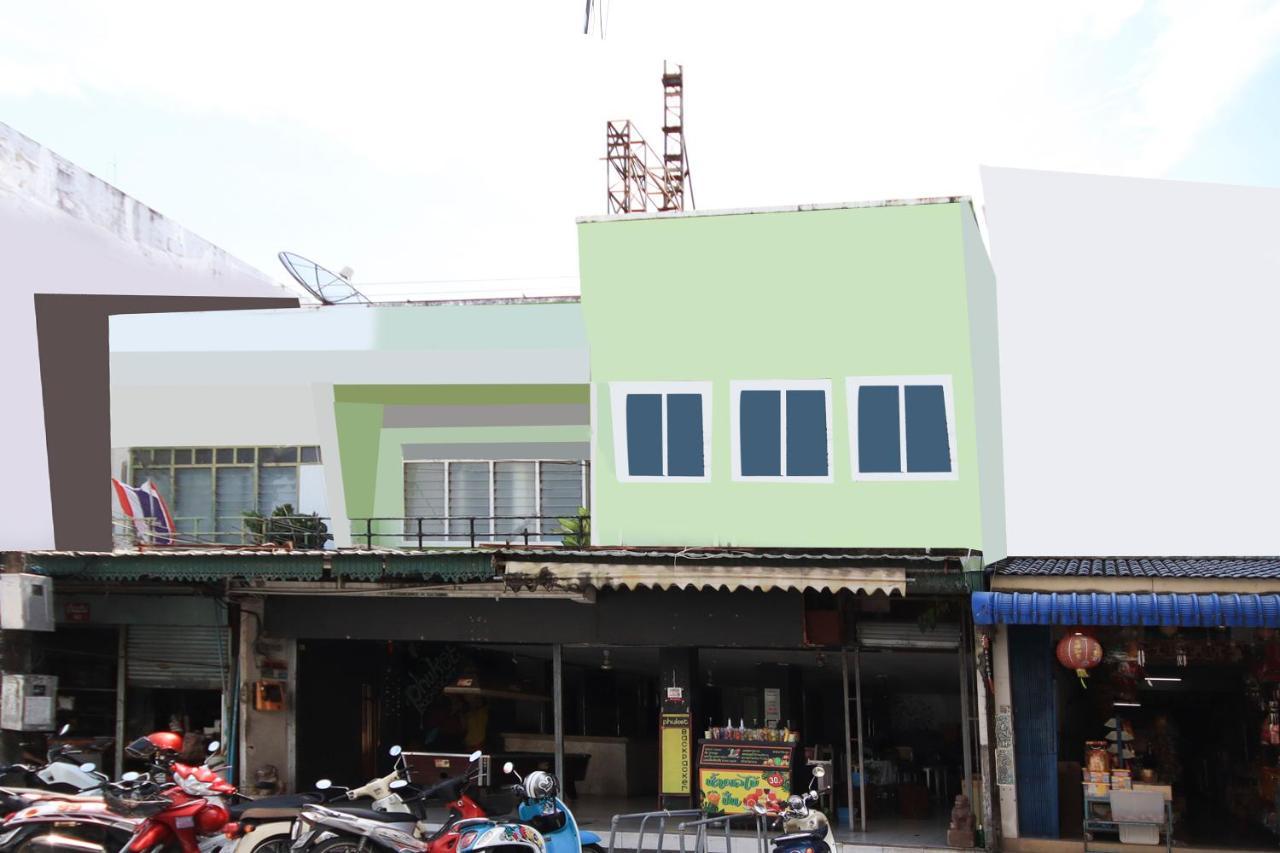 Oyo 1054 Phuket Backpacker Hostel Extérieur photo