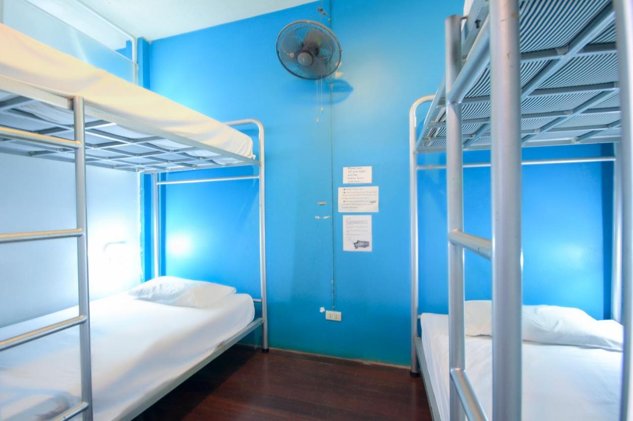 Oyo 1054 Phuket Backpacker Hostel Extérieur photo