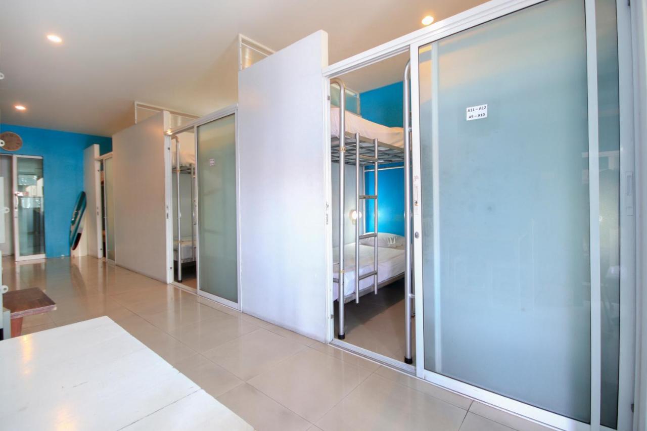 Oyo 1054 Phuket Backpacker Hostel Extérieur photo