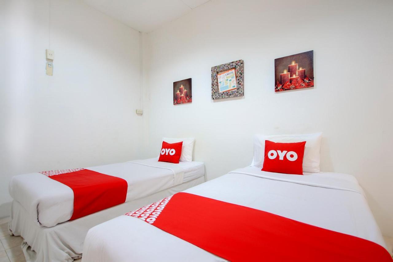 Oyo 1054 Phuket Backpacker Hostel Extérieur photo