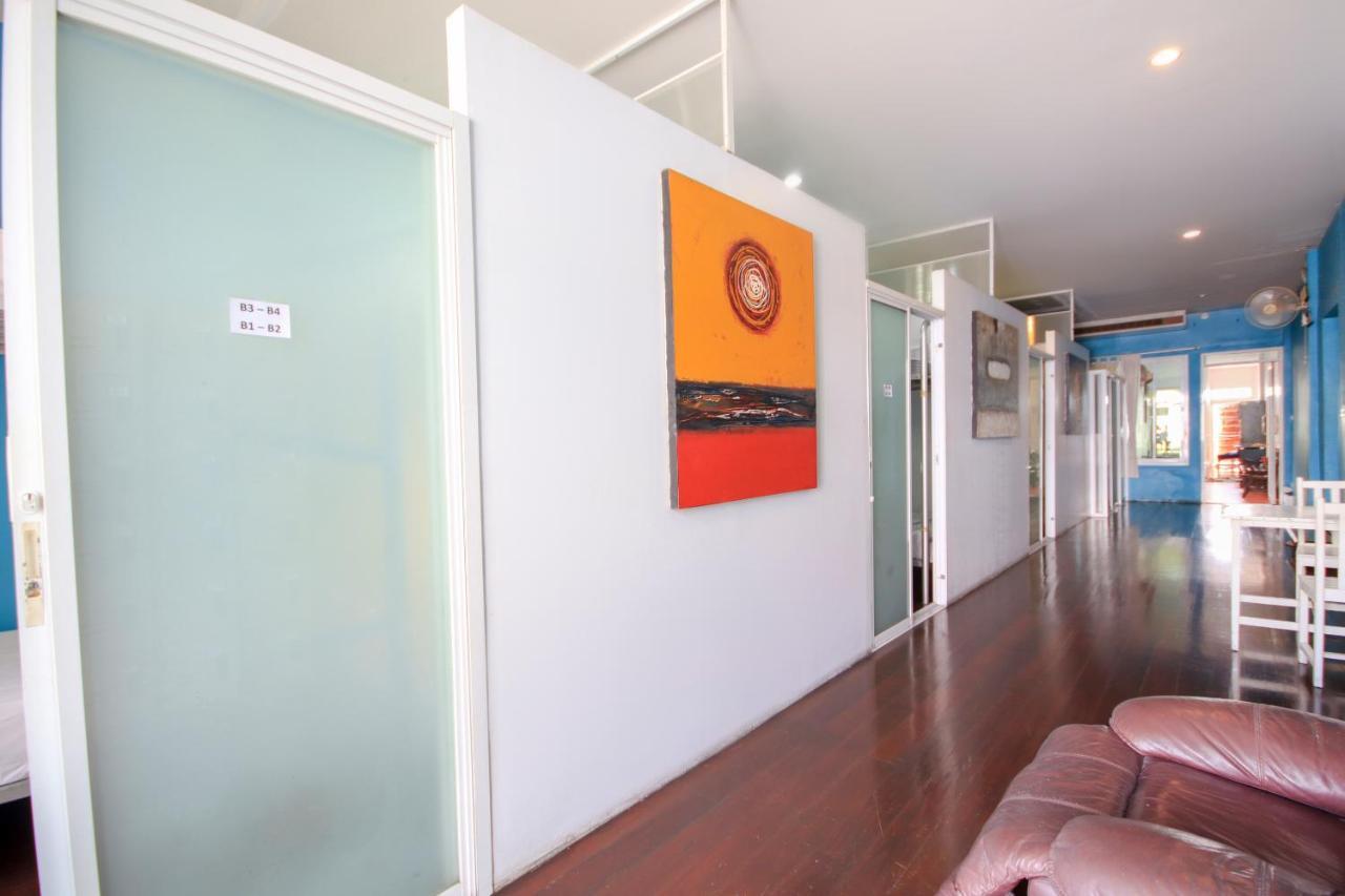 Oyo 1054 Phuket Backpacker Hostel Extérieur photo