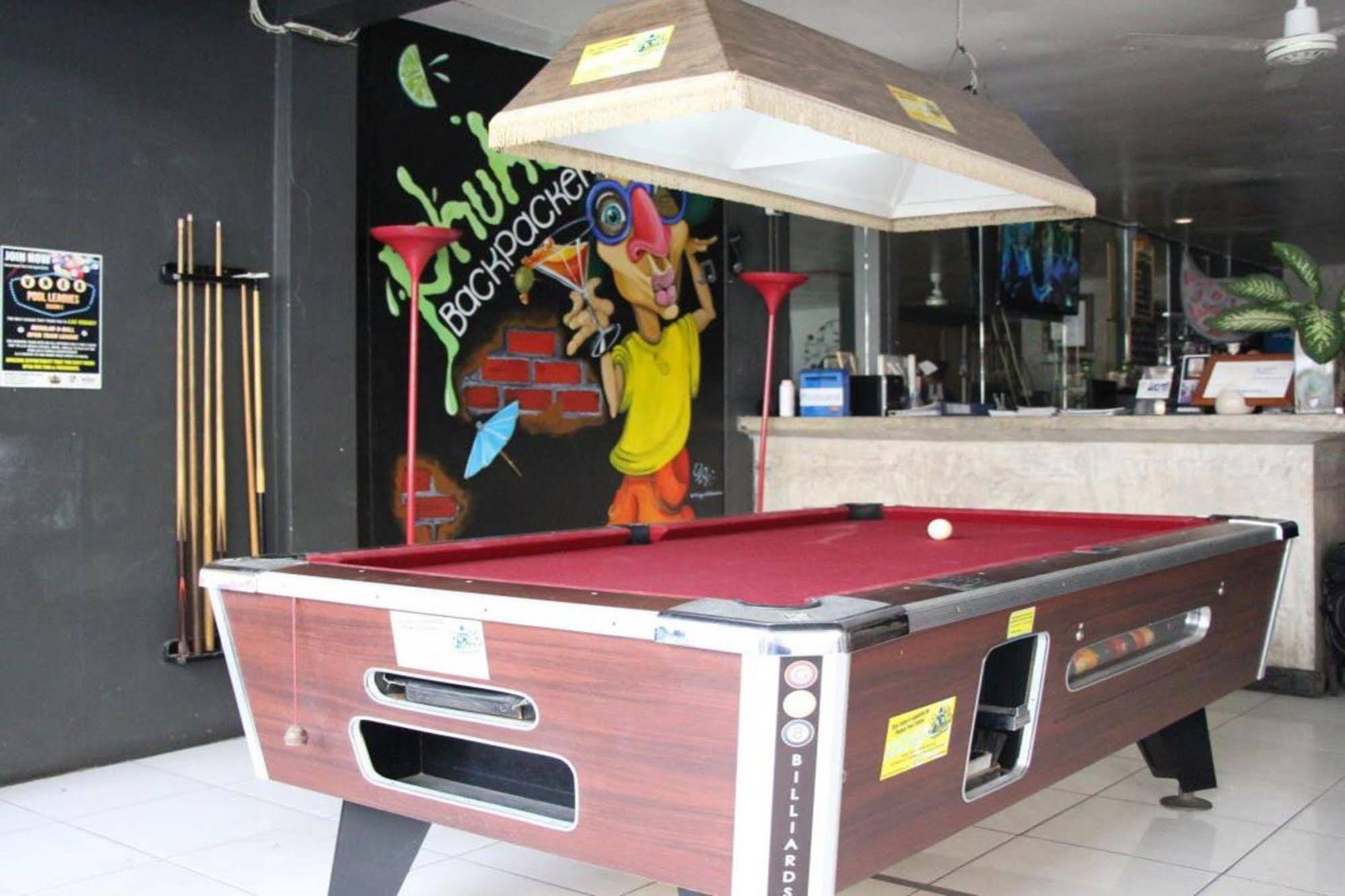 Oyo 1054 Phuket Backpacker Hostel Extérieur photo